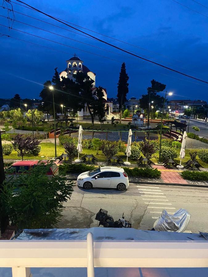 Apartamento Sun & Sea Nea Iraklia Exterior foto
