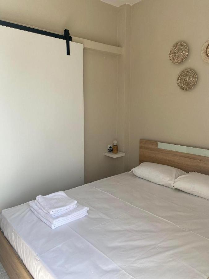 Apartamento Sun & Sea Nea Iraklia Exterior foto